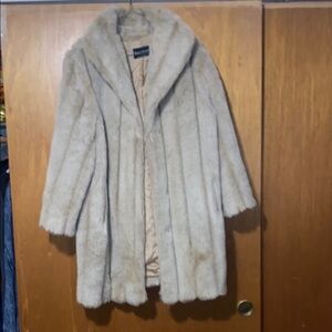 Terry Lewis Classic Luxuries Cream Teddy Jacket